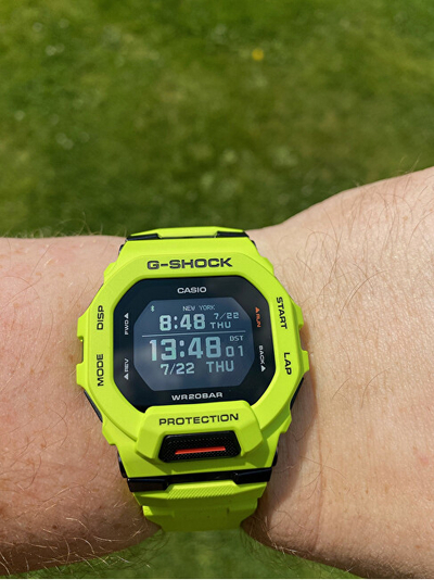 Orë sportive për meshkuj Casio, e gjelbërt