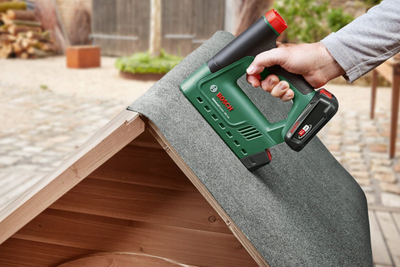 Kapëse dhe gozhduese pa kabllo Bosch UniversalTacker 18V 14, 18V, pa bateri, pa karikues