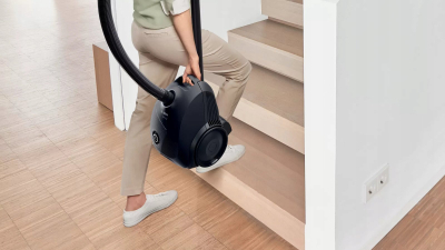 Fshesë me korent Bosch Serie 2 BGLS2BA3D8, 600W, me qese, e zezë matte