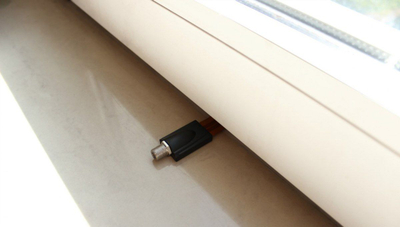 Adaptor për dritare për kabllo TV SAT, Ultra Thin Slim, F femër – F femër, 75 Ohm, i bardhë