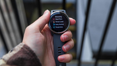 Orë e mençur Garmin VívoActive4S, e zezë/hirtë