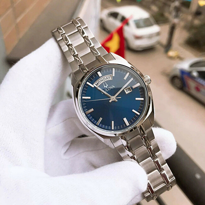 Orë dore Bulova Classic Surveyor 96C125