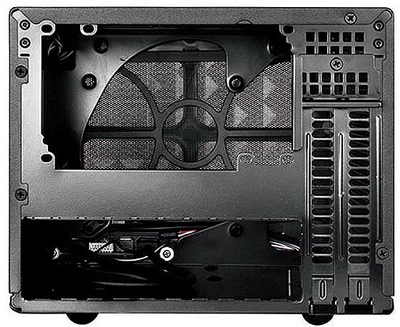 Kasë SilverStone SUGO SG13B-Q, e zezë