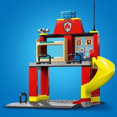 Set ndërtimi LEGO City 60375 Stacion Zjarrfikësash me Kamion Zjarri, 4+, shumëngjyrësh