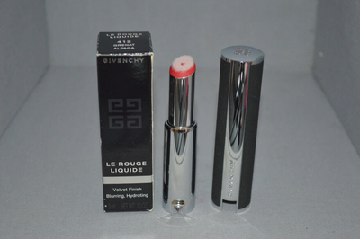 Ruž i lëngshëm Givenchy Le Rouge Liquide 412 Alpaga Garnet, 3 ml, i kuq