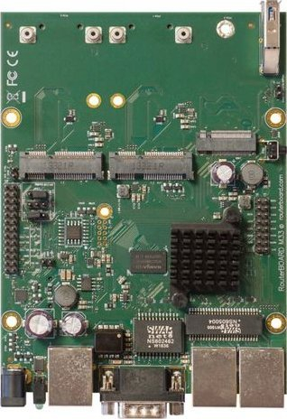 Ruterboard Mikrotik RBM33G, 3 porta Gigabit Ethernet, 256MB RAM, jeshil