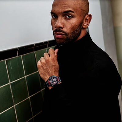 Orë për meshkuj Casio G-Shock GA-B001G-1AER, e zezë/kuqe