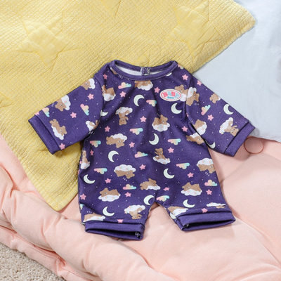 Pizhama kukulle BABY Born Teddy Pajamas, 43 cm, që shkëlqen në errësirë, vjollcë