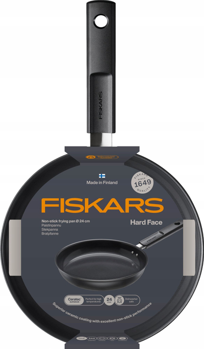 Tigan gatimi Fiskars Hard Face, 24 cm, me shtresë qeramike jo ngjitëse, i zi
