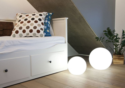 Llambë dekorative LED solare Globo, 2W, 400mm, e bardhë