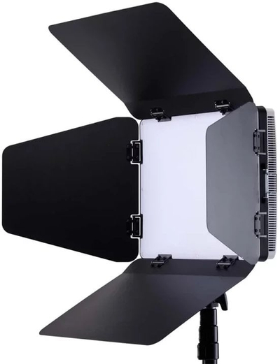 Dyer dritash Amaran 4 Leaf Barn Doors, për Pano 120c RGBWW, të zeza