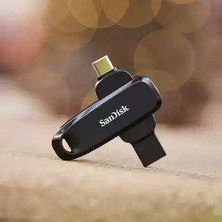 USB СанДиск драјв за телефон, 128GB, USB 3.2, USB-C и USB-A