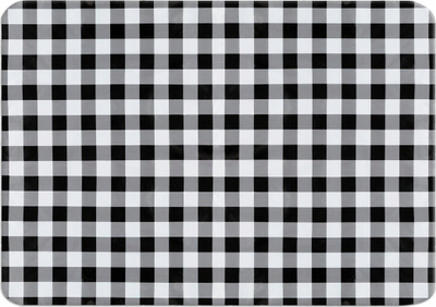 Mbulesë tryeze Maximex Classic, që s’e ha shiu as dielli, 140x180 cm, me kuadrata bardh e zi