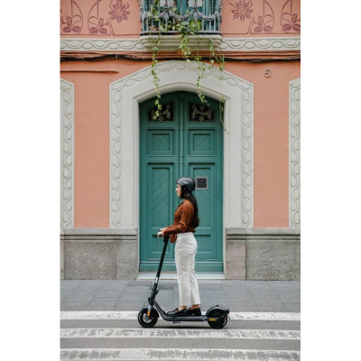 Trotinet elektrik Segway Ninebot KickScooter F2 E, 400W, bateri 10.2Ah, i zi