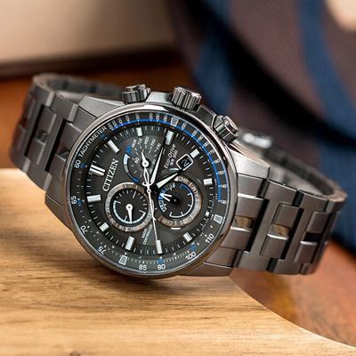 Orë dore Citizen Eco-Drive CB5887-55H