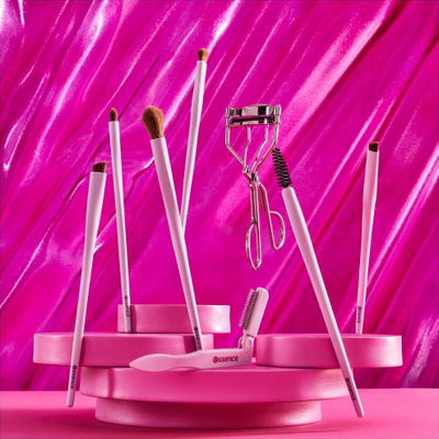 Четка за трепки Essence Eyelash Comb, преклопна, светло розова