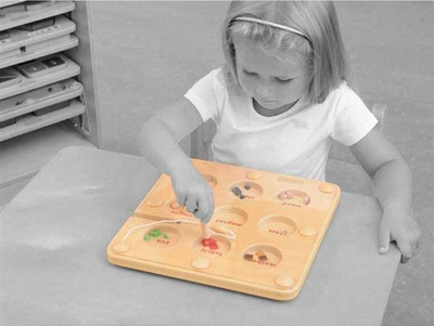 Lojë druri edukative Masterkidz Montessori, magnetike, tabelë mësimi, ngjyrë druri natyrale