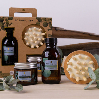 Set Accenta Botanic Spa xhel dushi 100 ml + krem trupi 60 ml + brushë për masazh