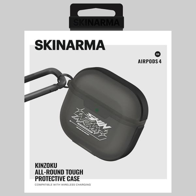 Mbulesë kufjesh Skinarma Kinzoku Smoke për AirPods 4, plastike, me karabinë, gri