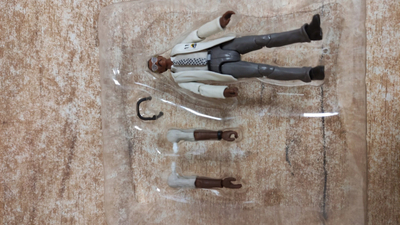 Figurinë aksioni Mattel Jurassic Park Hammond Collection John Raymond Arnold, 9.5cm, me nyje lëvizëse, shumëngjyrëshe