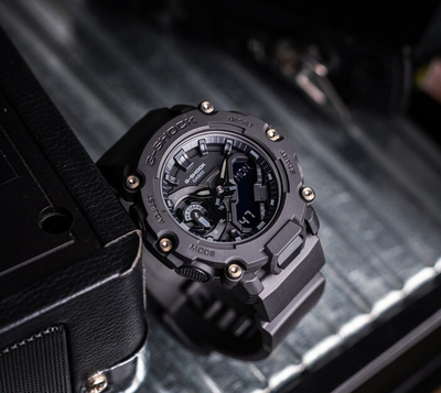 Orë për meshkuj Casio G-Shock Carbon Core Guard GA-2200BB-1AER (633), e zezë