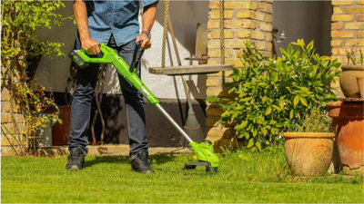 Trimer bari Greenworks G24LT28, 28cm, 24V me bateri 2Ah, jeshil
