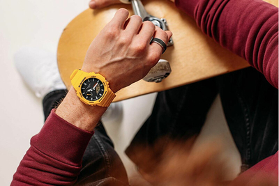 Orë për meshkuj Casio G-Shock Carbon Core Guard Bluetooth Solar GA-B2100C-9AER, e verdhë