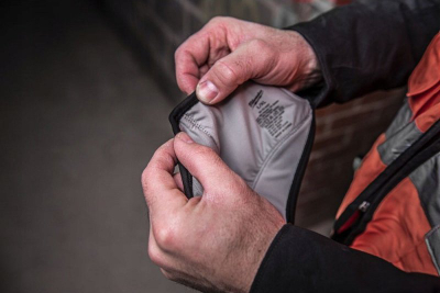 Maskë fytyre Milwaukee me 3 shtresa, set me 3 copë, S/M, e zezë