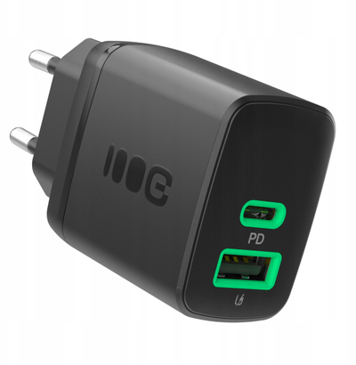 Karikues muri Greencell Fast Charger 30W, USB C, USB A, i zi