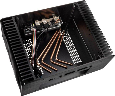 Kasë Akasa Maxwell Pro, HTPC