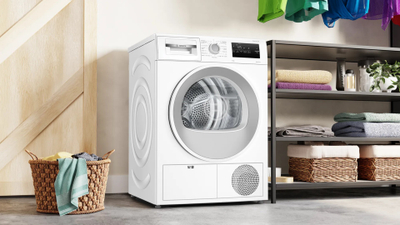 Tharëse rrobash Bosch Series 4 WTH85077PL, 8kg, pompë nxehtësie, e bardhë