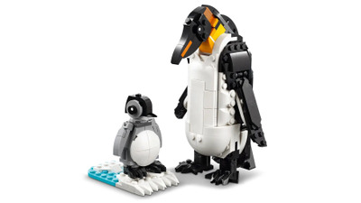 Lodër LEGO Creator 31165 Panda Family, set 3 në 1, për fëmijë 8+