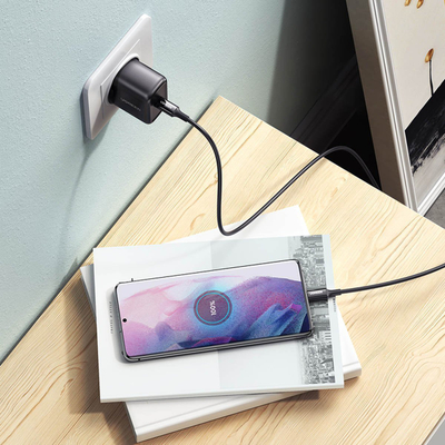 Karikues muri Ugreen PD, USB C, 25W, i zi
