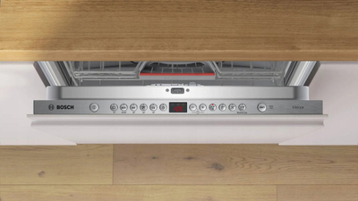Enëlarëse e integruar Whirlpool WH6IC11BS7LA0, 44.8 cm, 11 sete, 9 programe, klasa C, e zezë