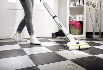 Mop elektrik Karcher EWM 2, pa kabllo, për dysheme, i verdhë