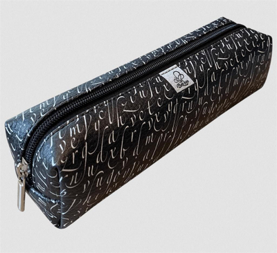 Penar drejtkëndor Bee-bee Letters, eko lëkurë, 21x5.5x5.5 cm, shumëngjyrësh