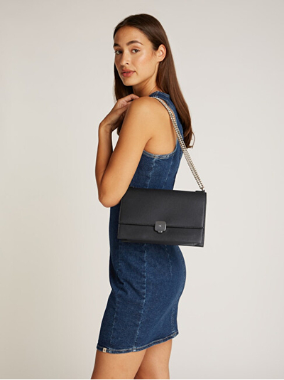 Çantë krahu për femra Calvin Klein mCK5169, e zezë