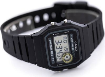 Рачен часовник Casio F94WA 8, дигитален, отпорен на вода 30m, црн