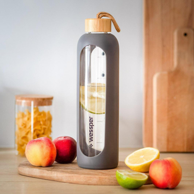 Shishe uji xhami Wessper ActiveMax Crystalline, 1L, me mbështjellës silikoni, gri
