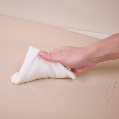 Shtroje e bute per nderrimin e bebit  70 x 50 cm -Softy Beige