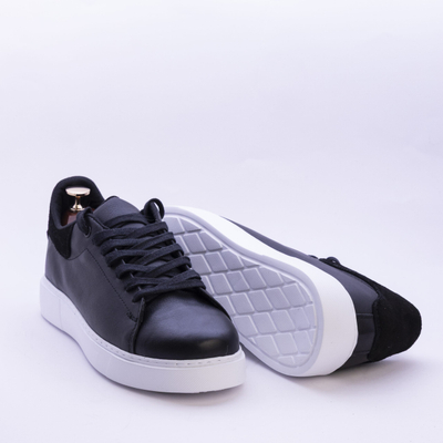 Luzaro Essential – Black