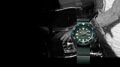 Orë dore Seiko 5 Sports SRPD77K1