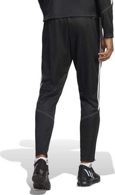 Pantallona sportive Adidas Tiro 23, slim, me xhepa me zinxhir, të zeza