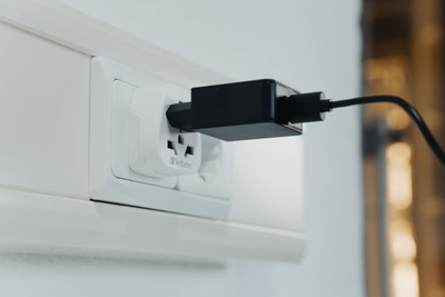 Adapter udhëtimi Verbatim WTEU-02, World to Europe, prizë 2 pina, i bardhë