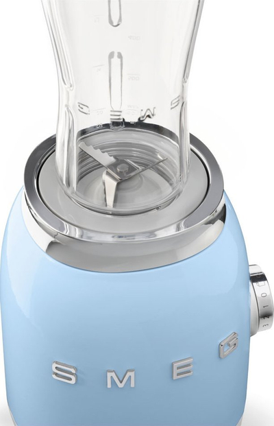 Shishe portative për blender Smeg BLF01 BGF01, 600ml, plastike, e tejdukshme
