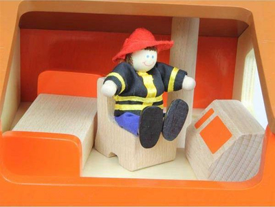 Set lojërash druri Masterkidz Mini Fire Station, figura dhe autozjarrfikëse, kuqe natyrale