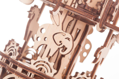 Model mekanik druri Wise Elk Carousel Small, 88 copë, ngjyrë dru natyrale