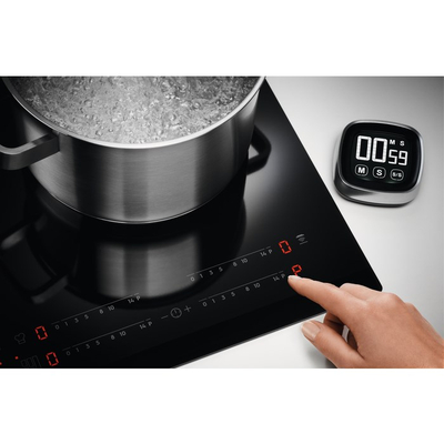 Pllakë gatimi induksioni Electrolux EIV835, 80cm, kontroll me prekje, e zezë