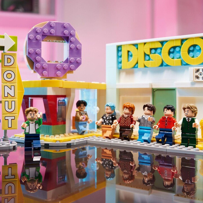 Set LEGO® Ideas 21339 BTS Dynamite