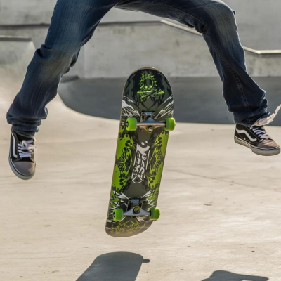 Skateboard Best Sporting Abec 5, 7 shtresa, dizajn shumëngjyrësh